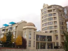 弘基一期 精装修 南北通透 两室电梯房 采光视野好