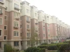 高安里,楼层好,有装修,两室两厅,位置好看房子随时