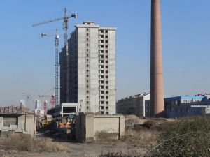 新城区地铁口,中间楼层,视野范围广