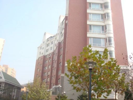 心宁苑3室2厅2卫东南北朝向4200.00元/月出租