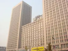 户型方正,采光好,金马路沿线,近快轨,中间楼层!