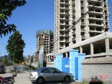 腾龙源城1室1厅南