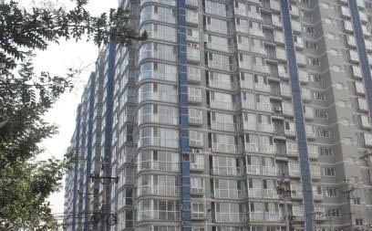 团结湖中路北一条3室1厅1卫南北朝向6700.00元/月出租