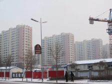 下楼万达,装修好,拎包入住此房房..