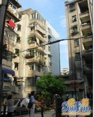 新上展览路三里河路黄金楼层一居室满五唯一看房方便