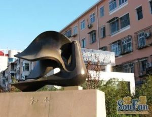 民委三舍2000年30㎡大客厅满五唯一民族出版社
