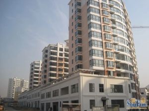 采光好,装修好,近地铁,诚心出售。