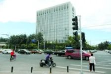 官园车公庄育幼胡同南北两居室