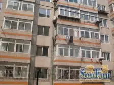 连山街市场 两室 近市场 近车站 诚心出售