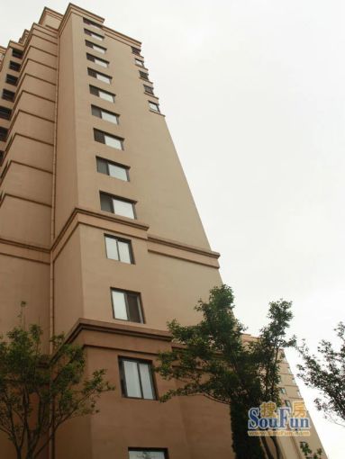 天泰城3室2厅2卫南朝向2000.00元/月出租