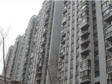 亿锋现代城 1室1厅 东 西