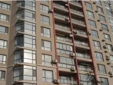 亿锋现代城 南向一室落地窗 中间楼层 采光好