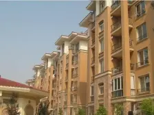 湾里东两室一厅精装修,楼层好,采光好