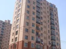 锦泉源D区 南北通透 精装修 位置好中间楼层