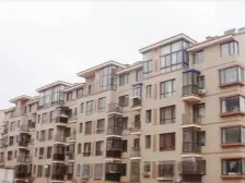 房子精装修下跃有车库,看房方便,房主诚心出售。