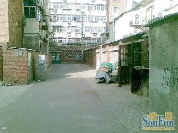 宙纬路