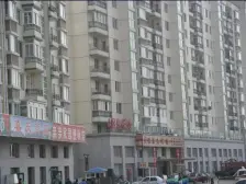 地铁口 楼层佳 采光充足 地势平坦 标准两室一卫