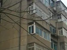 华南商圈,中间楼层两室,采光充足,房主急售