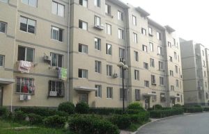地铁200米两室好房,南北通厅户型,楼层好,房款低