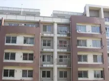 近地铁市场,南北通厅户型,两个阳台