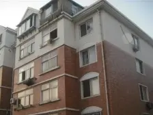 南北通透 三院大湾市场 中间楼层 生活便利