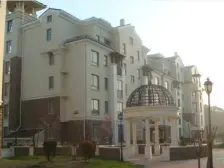 鲁能优山美地拂海园 4室2厅 南 北