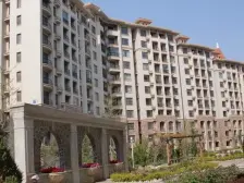 华通一期 好位置中间楼层 房主急售90平 35万