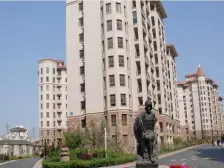 精装修三室门头一楼,房主着急卖