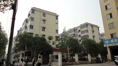 龙西小区2室1厅1卫南北朝向650.00元/月出租