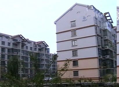 胶州中房花苑5室2厅2卫南朝向1900.00元/月出租