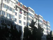 中间楼层,装修保持好,无坡地带,诚意出售。