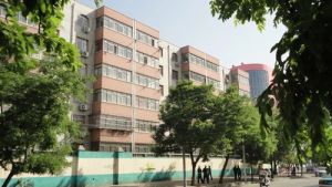 房东目前着急出售随时可以出售不影响