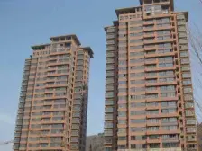 封闭小区、南北通厅户型,采光好,中间楼层,视野好