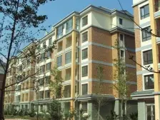 熙龙山庄一楼一室一厅 户型规整 出行方便