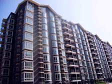 此房南北通透 高楼层 视野采光好 板楼社区