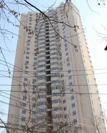 新竹大厦3室2厅1卫西南北朝向4000.00元/月出租