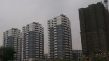 房新街一楼大型小区 价格低 毛坯房
