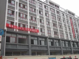经开实验近11层电梯房金色城品南北通透采光好