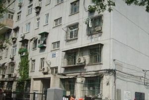 田字格户型,三居室,房高3.2米,大厨房大卫生间,