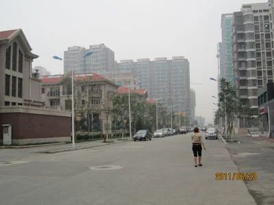 鹭港小区3室2厅2卫南北朝向2300.00元/月出租