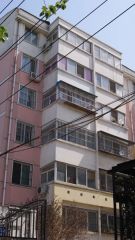 百姓家三楼简单装修拎包入住