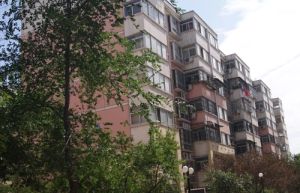 急售地铁口三室双气户型方正公交地铁口出行方便