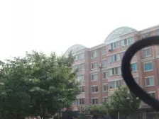 房主诚心出售,室内保持的好,采光好,有厦子