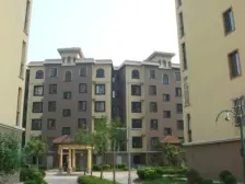 铁西好地带,三室两厅,中间楼层,位置好