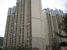 高新一中旁,南向大两室,视野好,不挡光。