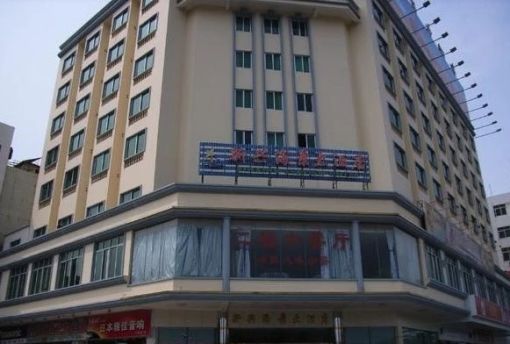 华阳路小区2室1厅1卫南朝向1550.00元/月出租
