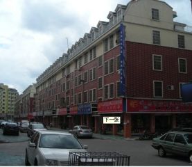亚泰大街南关地铁伊通河边封装电梯大户型产权清晰