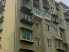 中间楼层 南北向,无贷款,房证在手随时过户