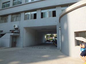 市建筑设计院宿舍3室2厅南北