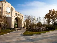 装修好,南北通透舒适四室,两南卧,两北卧,主卧套间